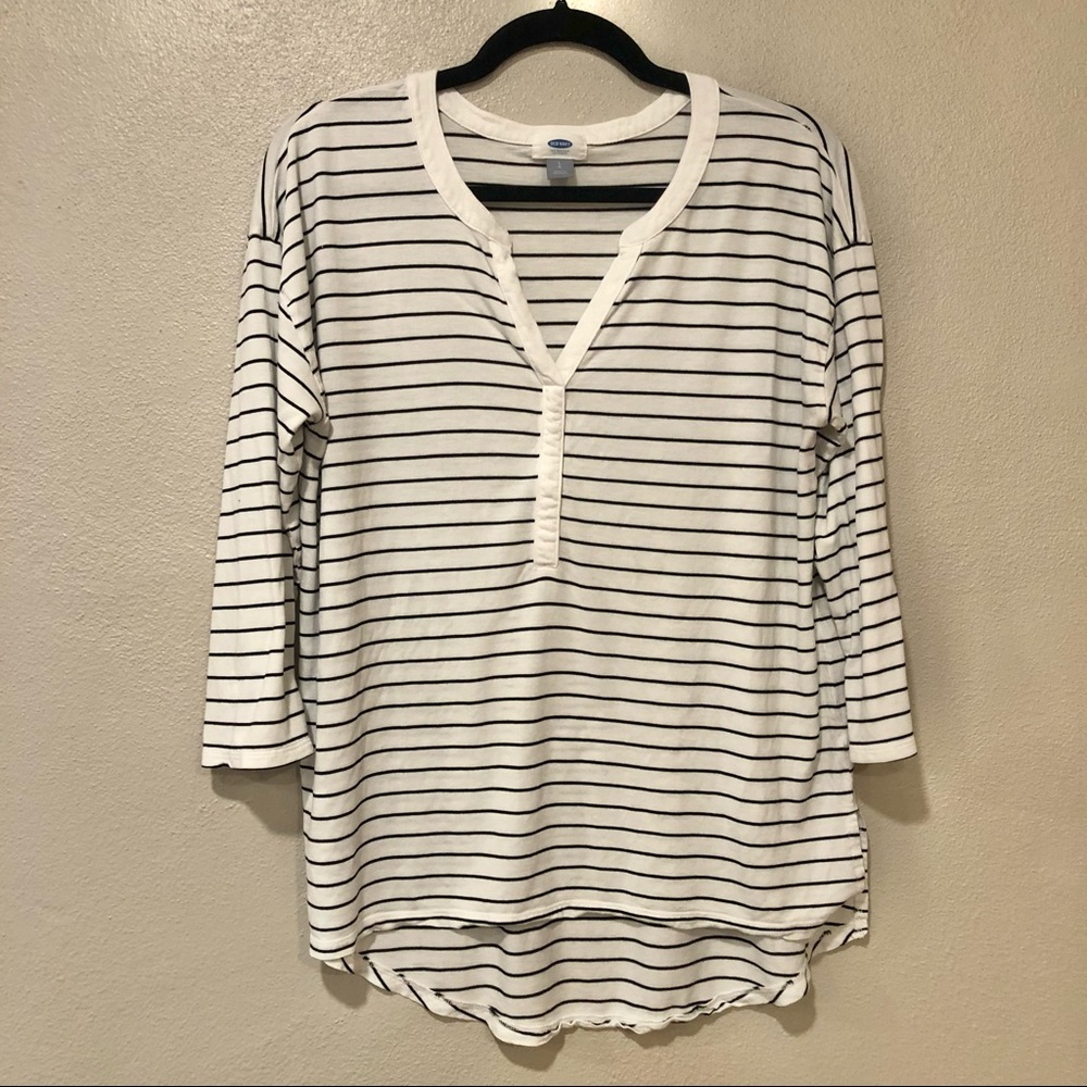 White/Black Striped V-Neck Tunic/ Long Sleeve Top